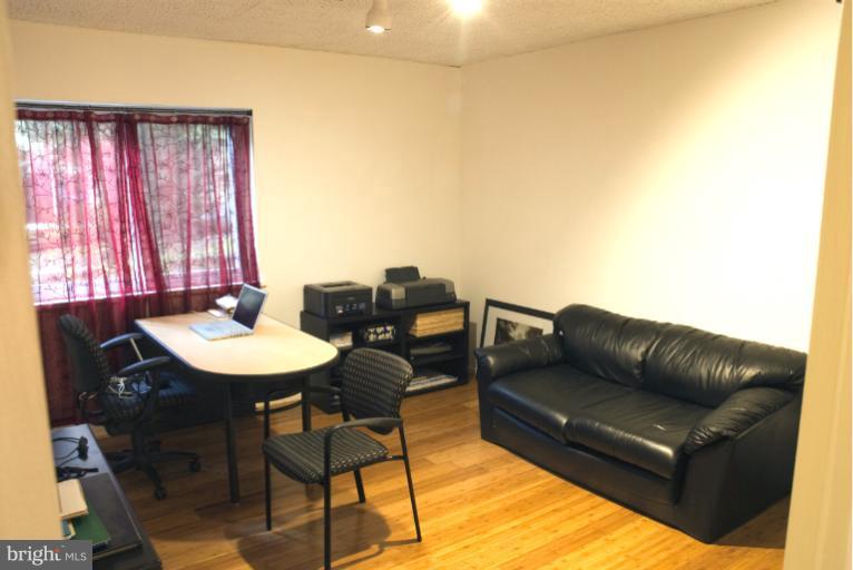 10728 Cross School Road Reston, VA 20191 - Photo 23 of 30 Bedroom 5