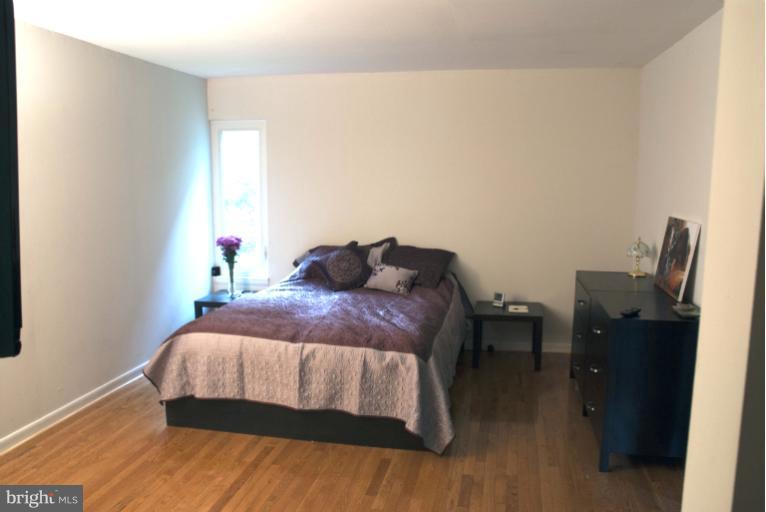 10728 Cross School Road Reston, VA 20191 - Photo 27 of 30 Bedroom (Master)