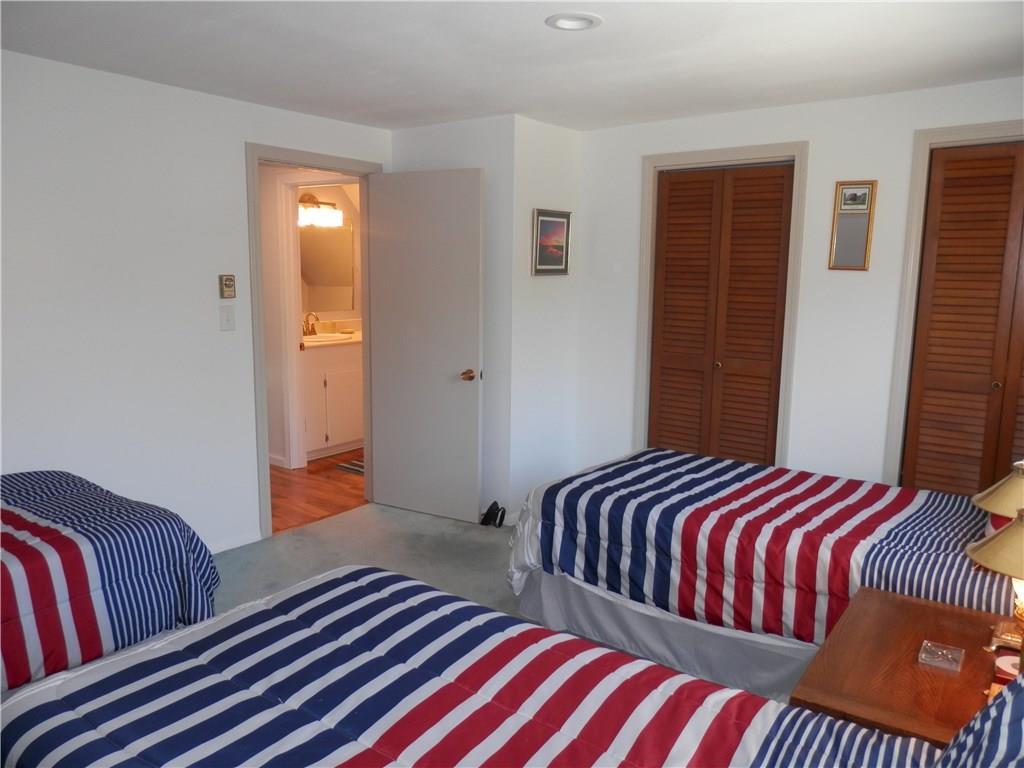 226 Atlantic Quarry Road Spruce Head, ME 04859 - Photo 18 of 35 Guest Room and adjacent full bath...