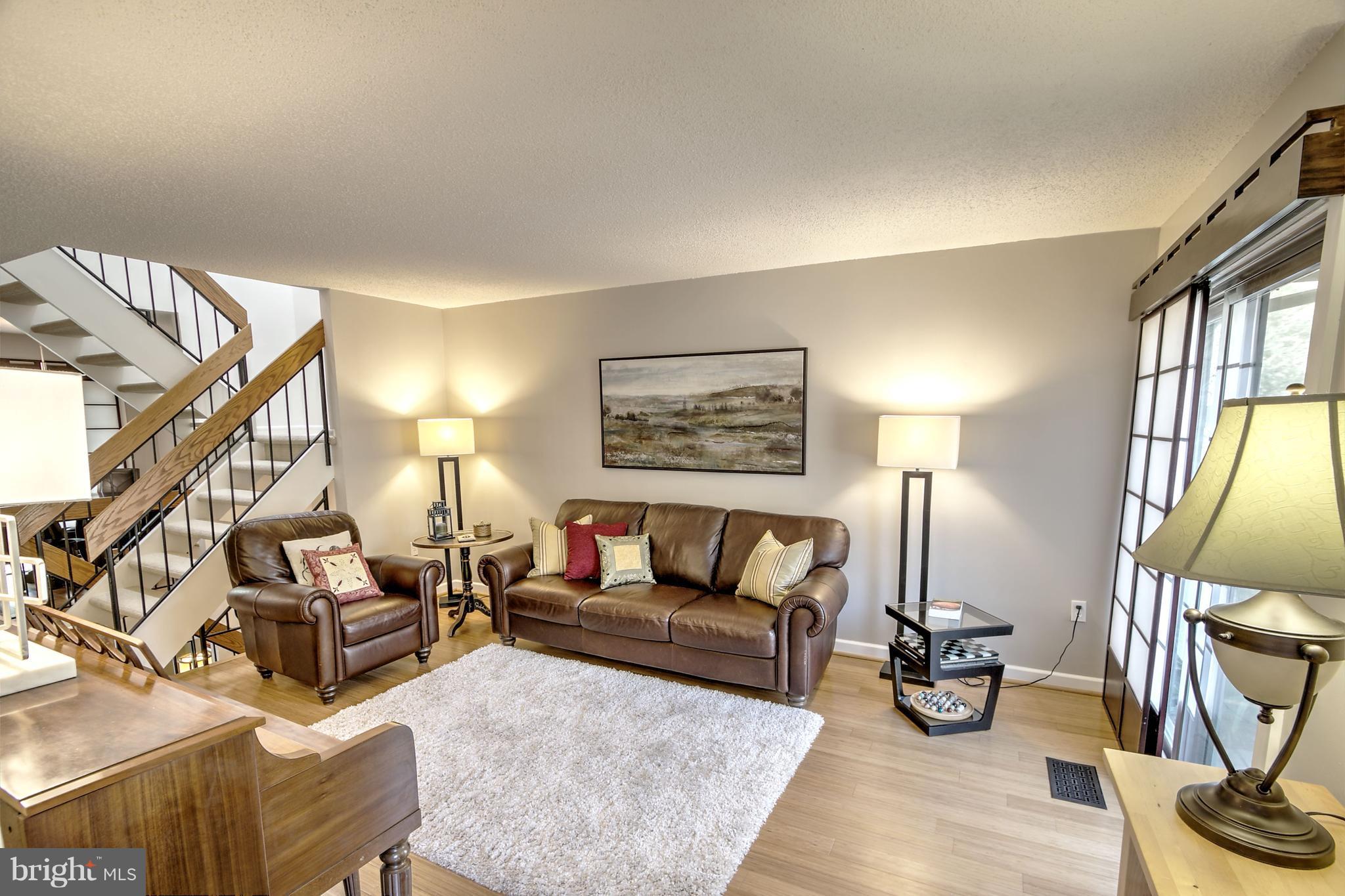 2226 Coppersmith Square Reston, VA 20191 - Photo 3 of 28 Living Room