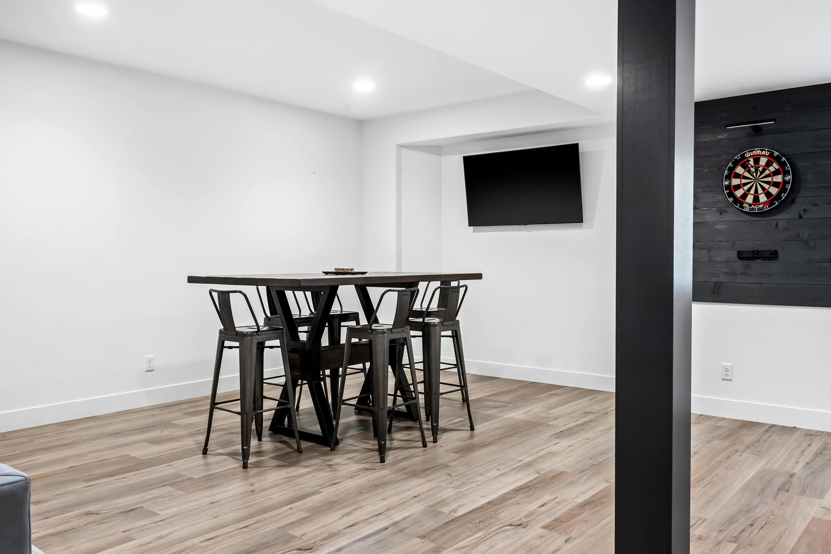 2213 Tyler Trail Bloomington, IL 61705 - Photo 45 of 58 a view of a dining room with furniture and wooden floor