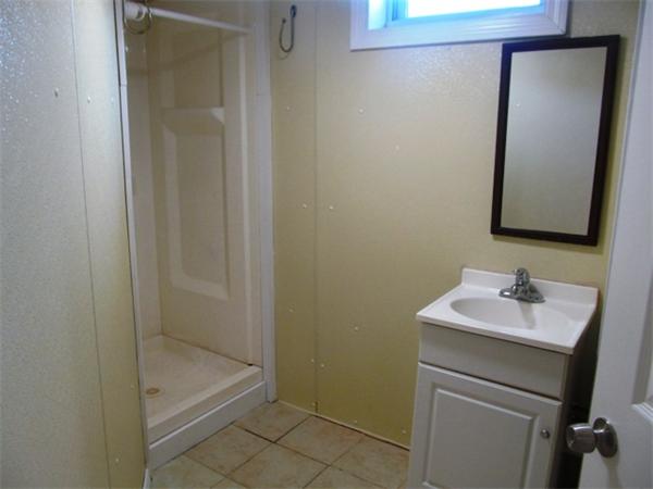 95 Calder Street Pawtucket, RI 02861 - Photo 13 of 23 Gallery Image 13