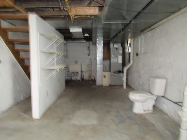 213 Stone Church Road Grindstone, PA 15442 - Photo 15 of 19 a view of a walk in closet