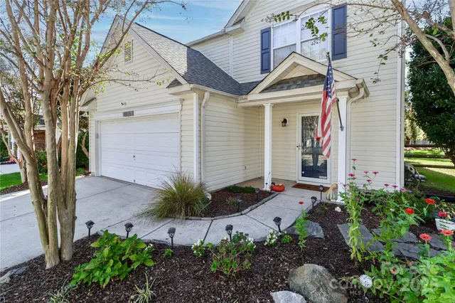 $412,500 | 8815 Laurel Run Drive, Charlotte, NC 28269