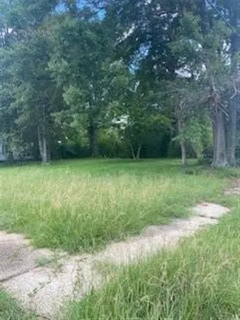 $26,000 | 116 East Harriet Street, Leesville, LA 71446