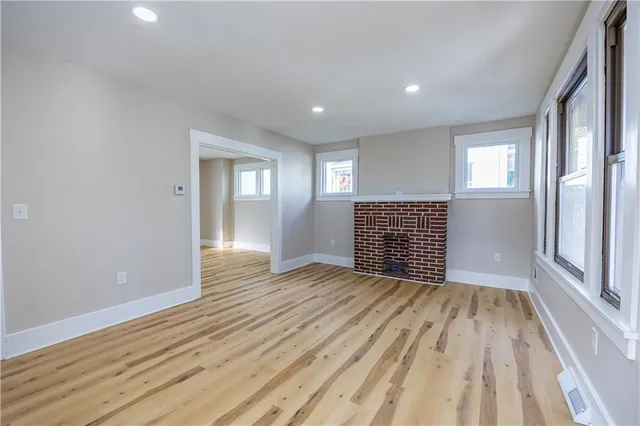 $1,900 | 232 St Clair Street, Bridgeville, PA 15017