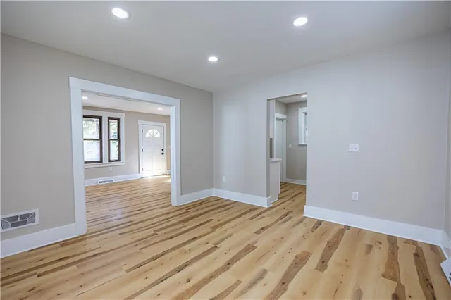 $1,900 | 232 St Clair Street, Bridgeville, PA 15017