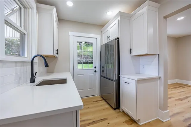 $1,900 | 232 St Clair Street, Bridgeville, PA 15017