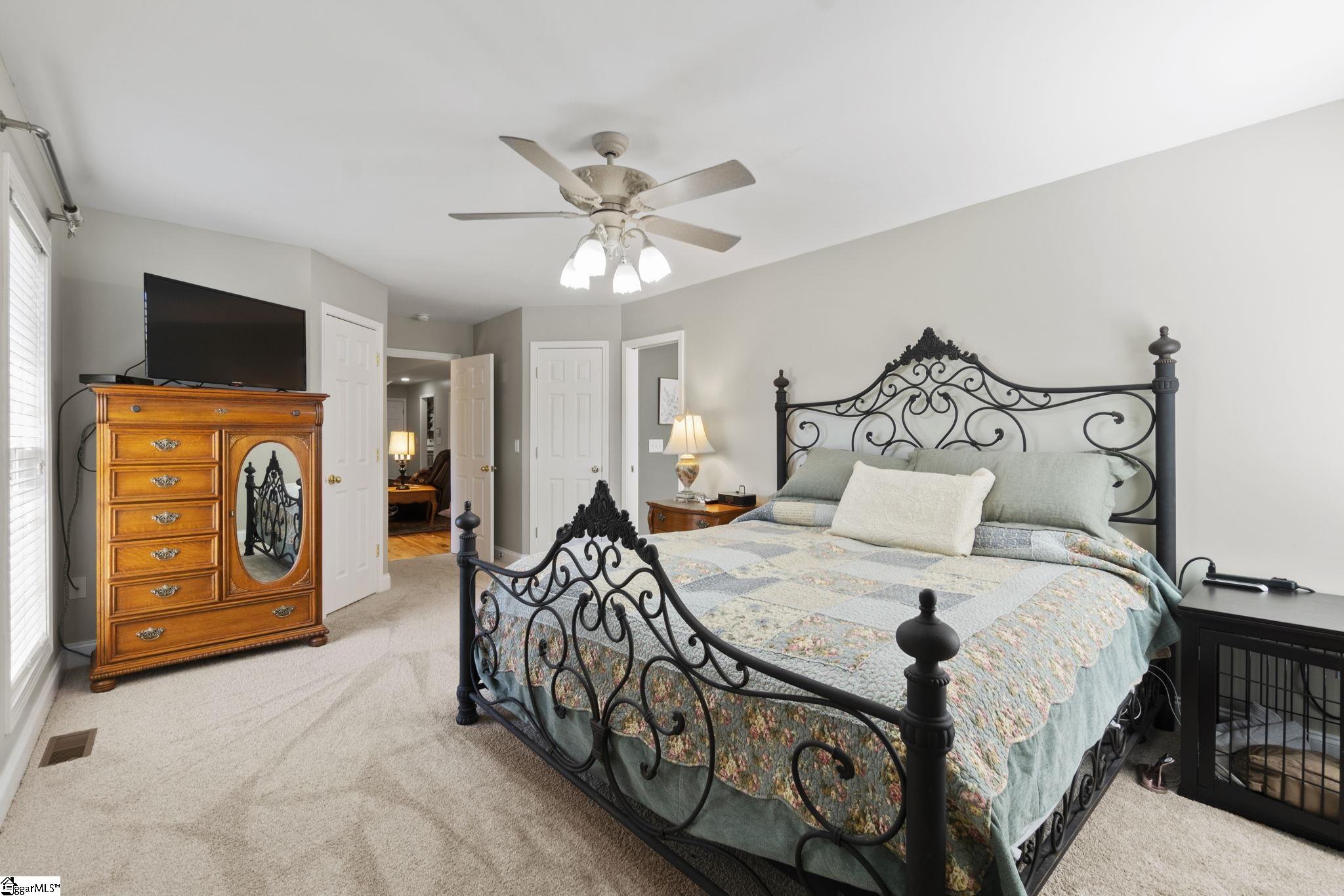 591 Berry Shoals Road Duncan, SC 29334 - Photo 18 of 36 Gallery Image 18