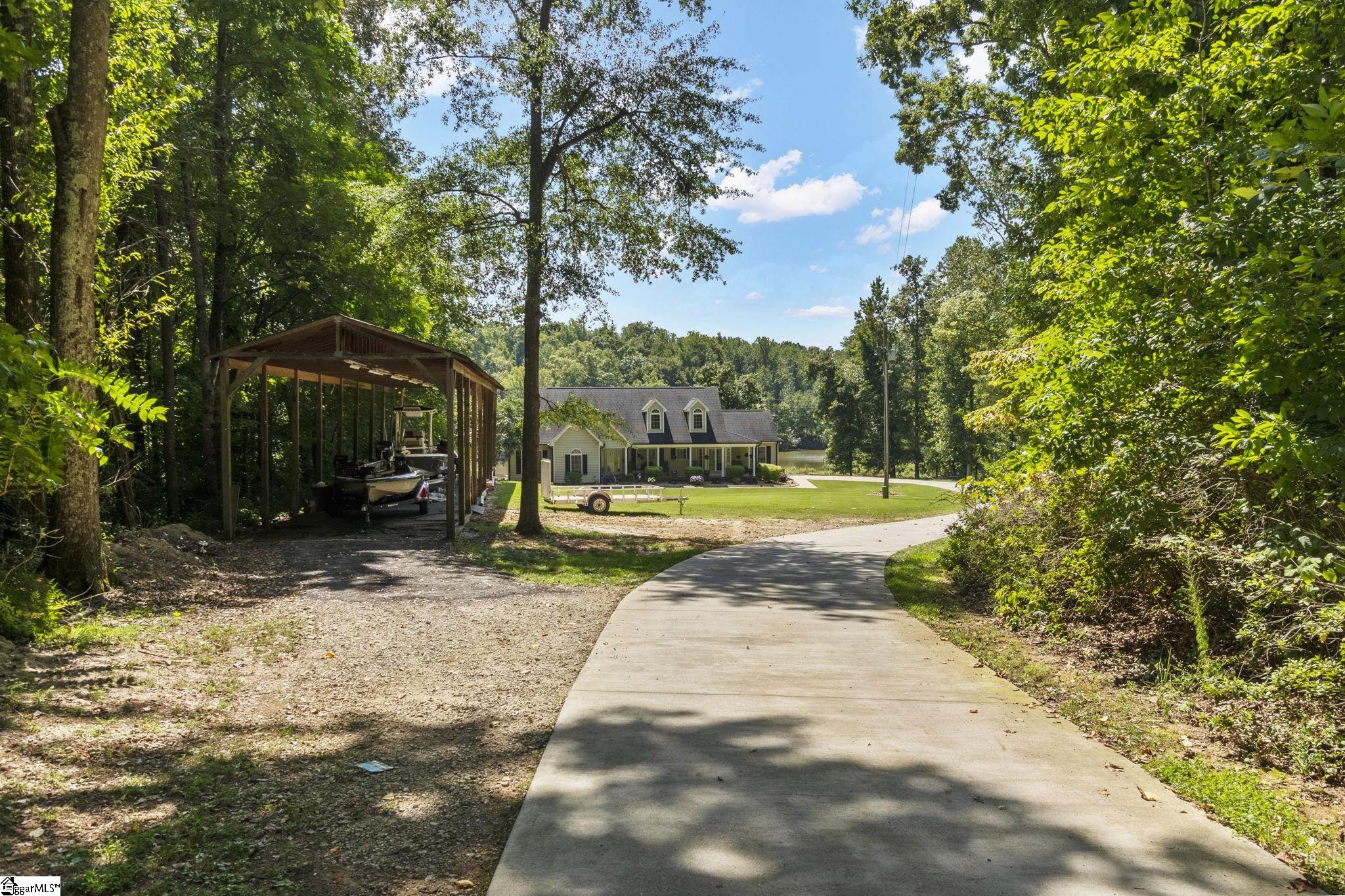 591 Berry Shoals Road Duncan, SC 29334 - Photo 4 of 36 Gallery Image 4