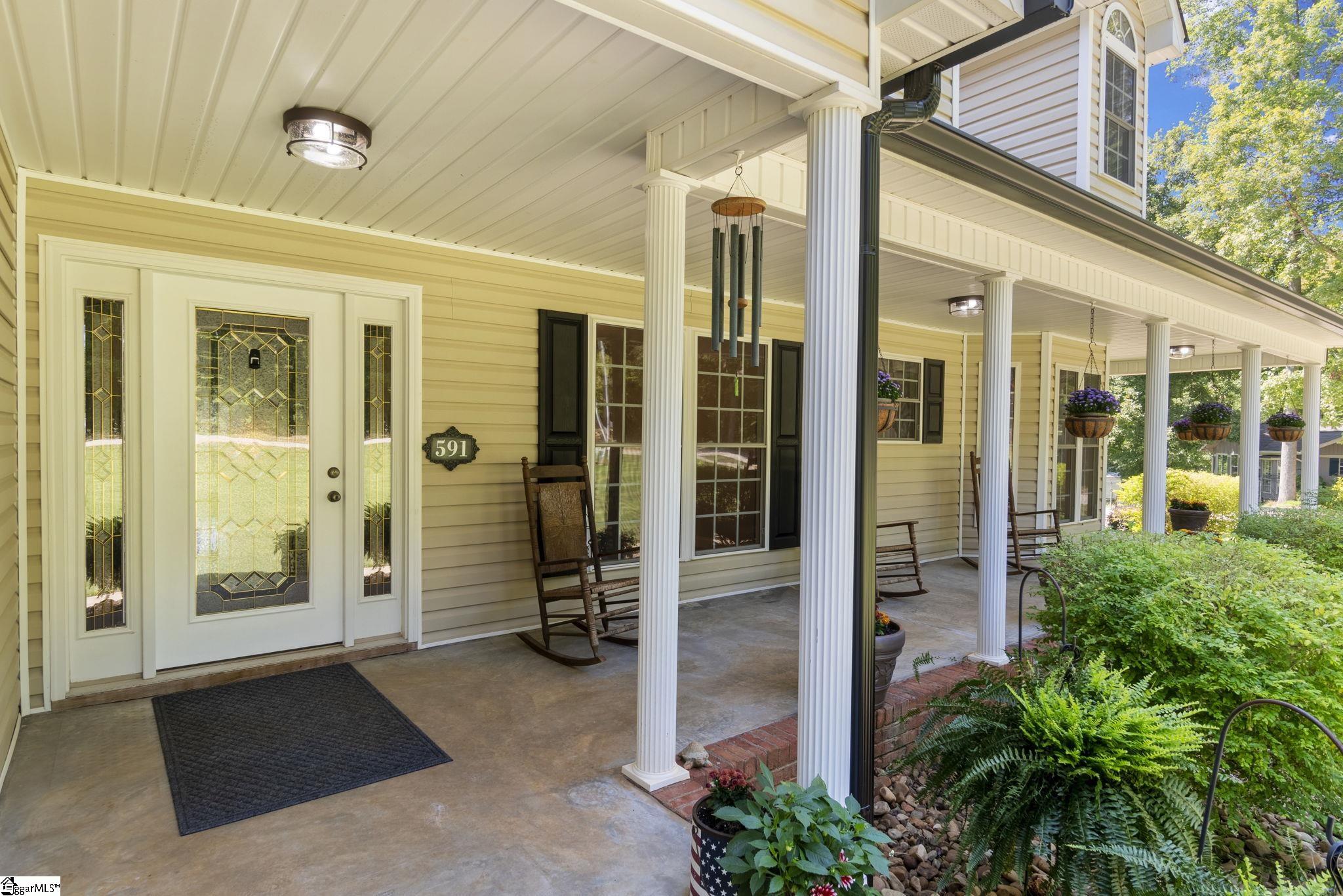 591 Berry Shoals Road Duncan, SC 29334 - Photo 6 of 36 Gallery Image 6