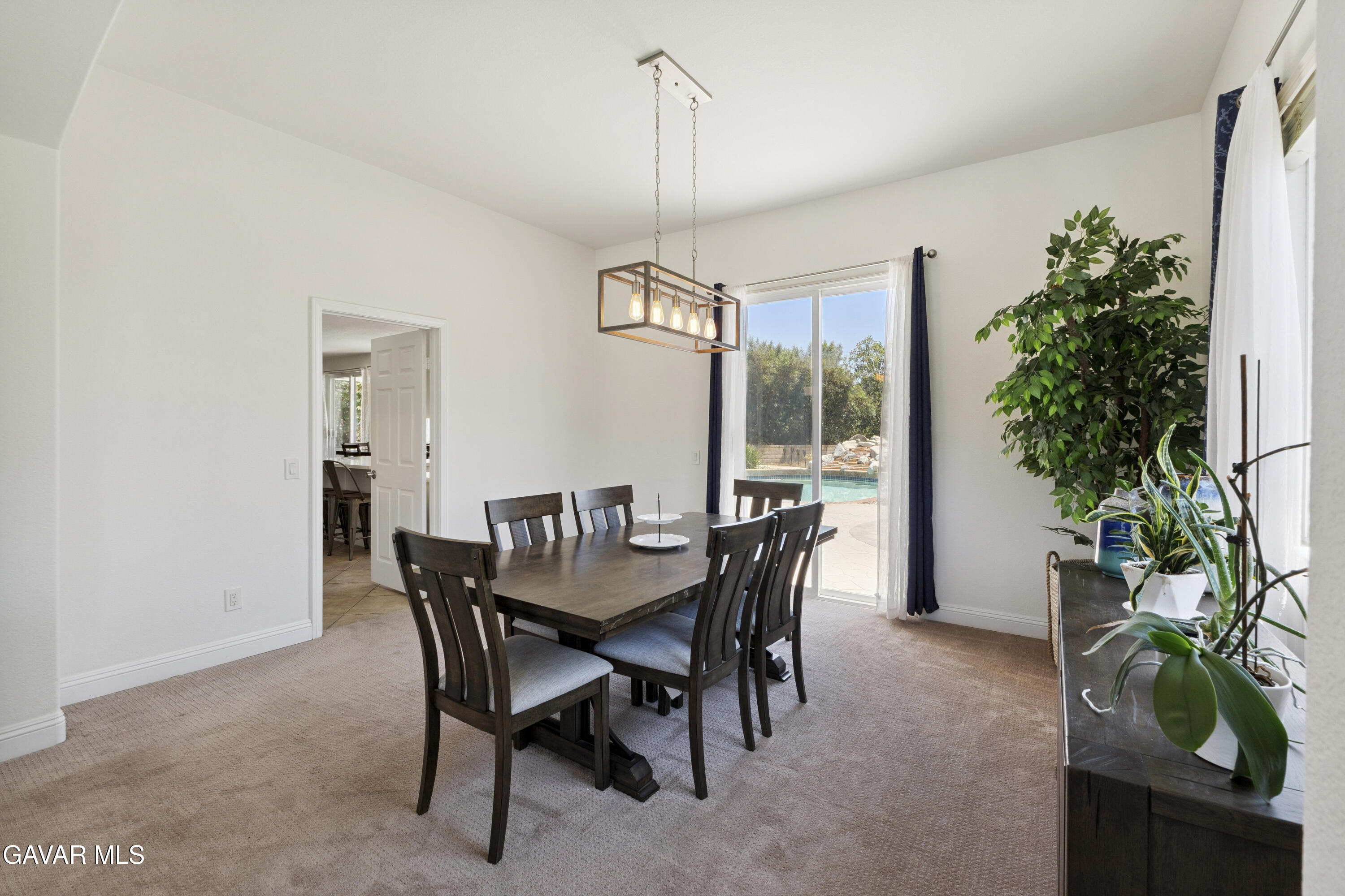 1732 Gamble Lane Escondido, CA 92029 - Photo 13 of 53 9