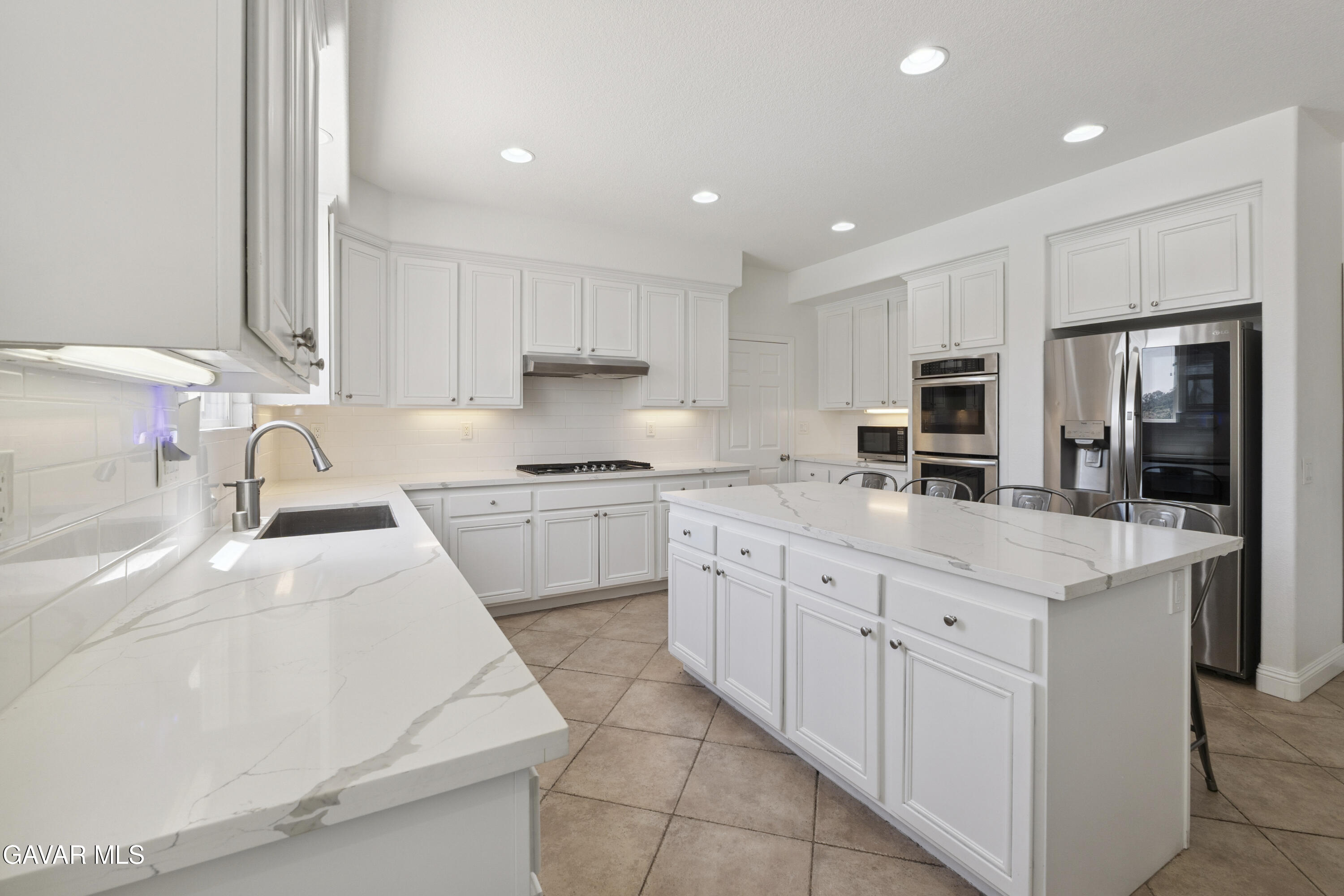 1732 Gamble Lane Escondido, CA 92029 - Photo 18 of 53 13