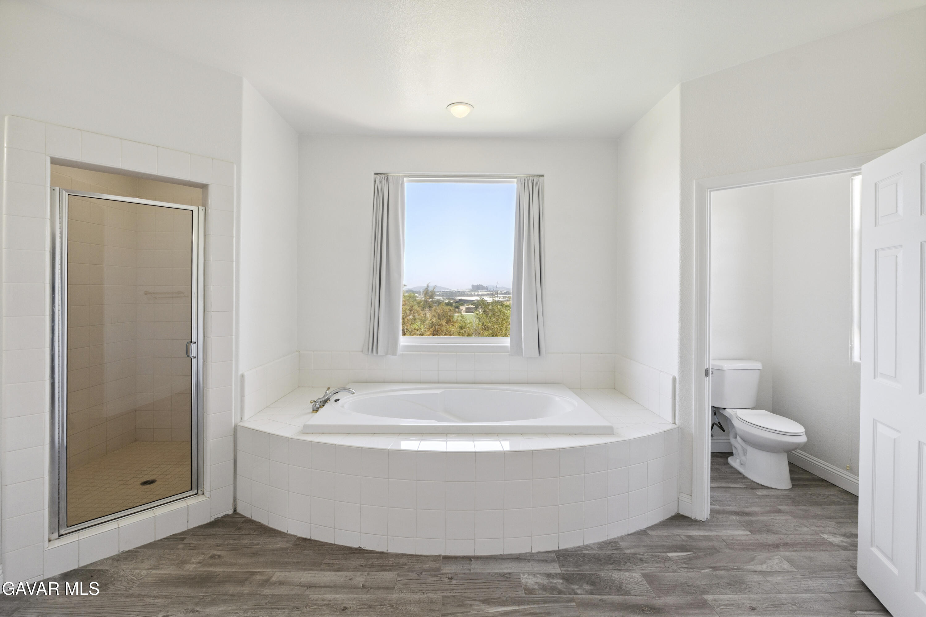 1732 Gamble Lane Escondido, CA 92029 - Photo 27 of 53 25