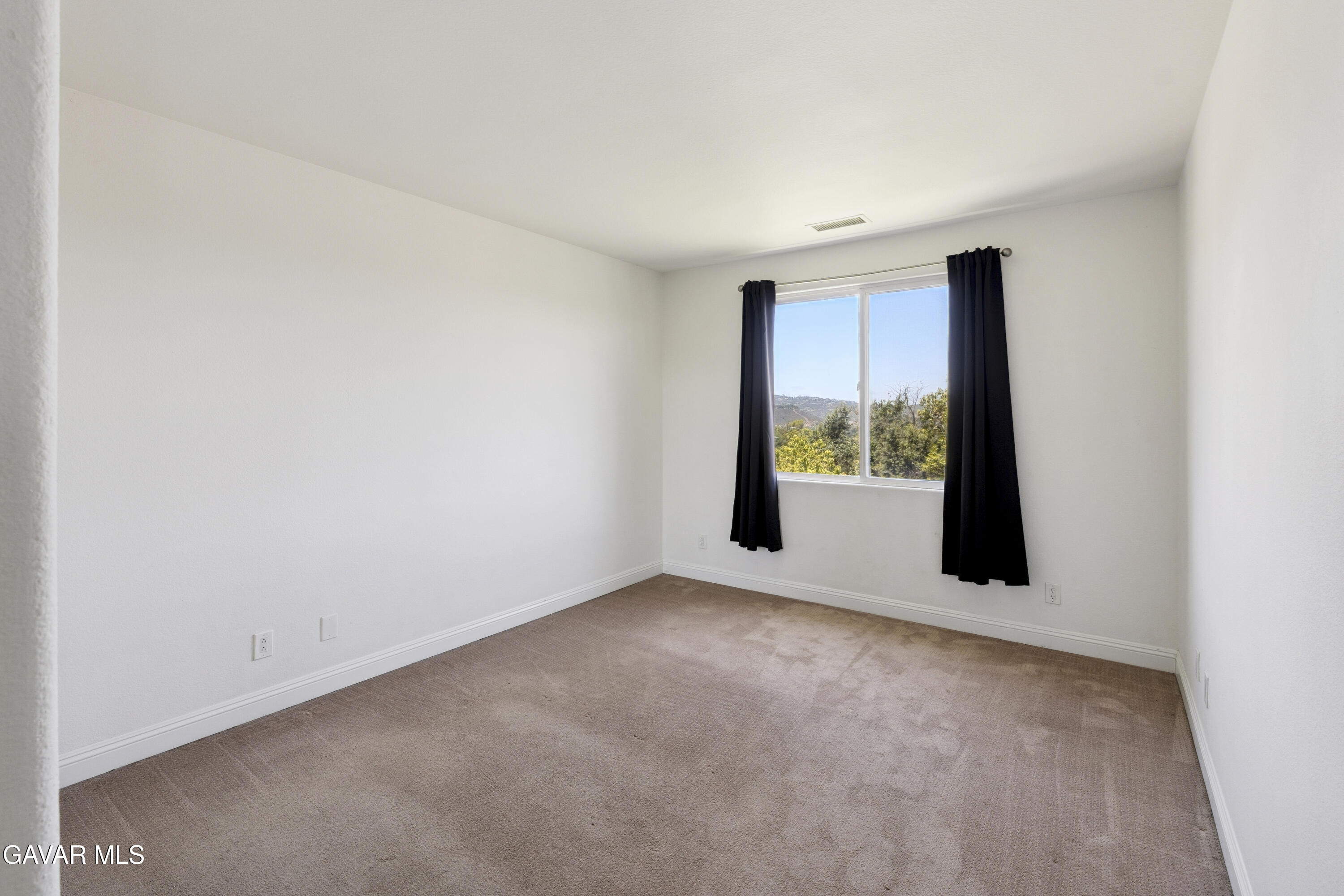 1732 Gamble Lane Escondido, CA 92029 - Photo 33 of 53 37