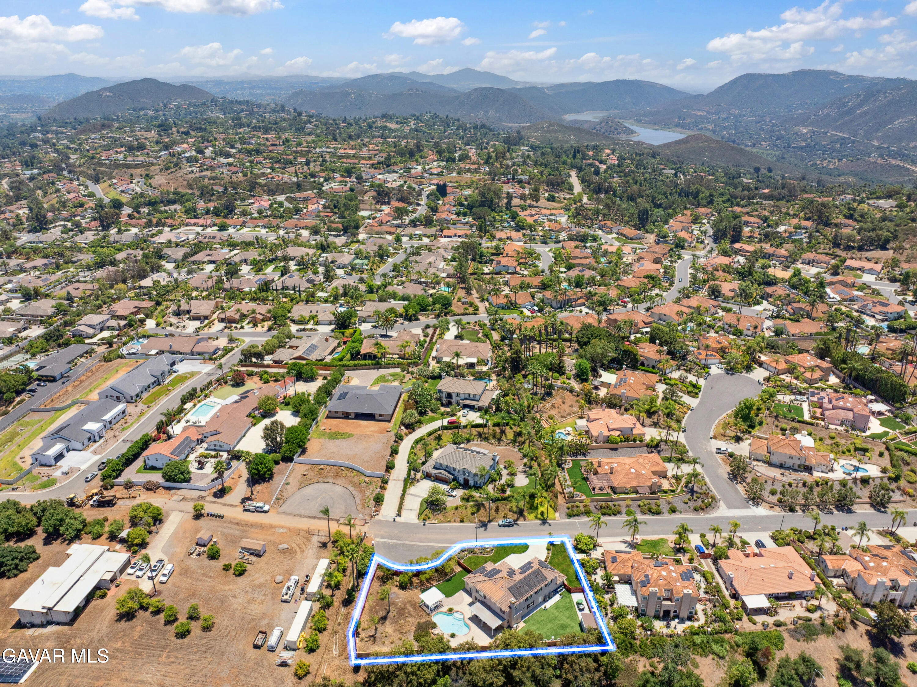 1732 Gamble Lane Escondido, CA 92029 - Photo 6 of 53 51