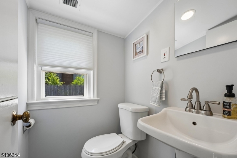 143 Mendham Road Mendham, NJ 07945 - Photo 22 of 27