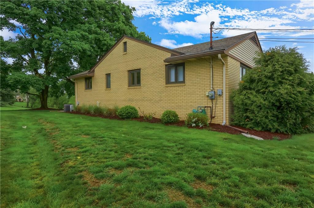 2467 Nicholson Road Sewickley, PA 15143 - Photo 13 of 39 Gallery Image 13