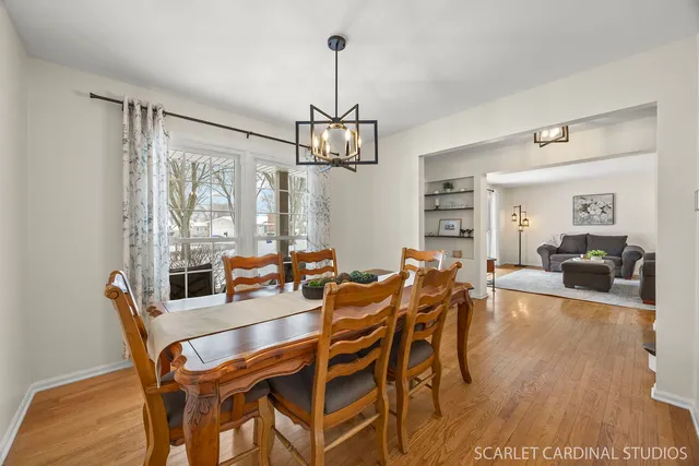 $585,000 | 953 Cordova Court, Wheaton, IL 60189