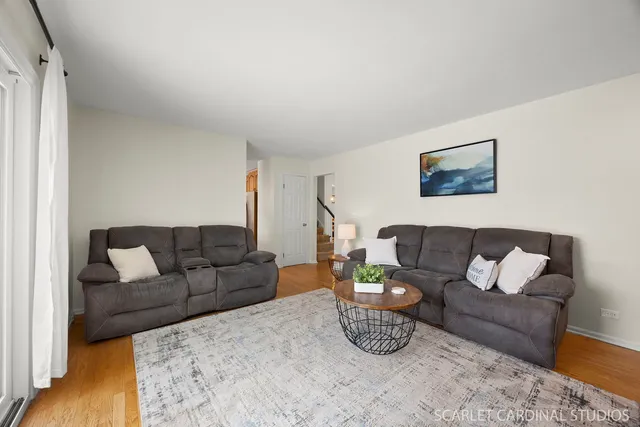 $585,000 | 953 Cordova Court, Wheaton, IL 60189