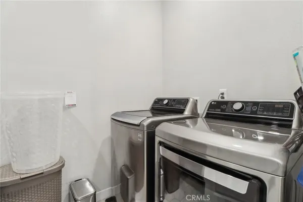 $739,900 | 27230 West Red Willow Court, Valencia, CA 91381