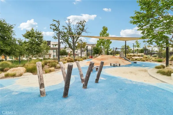 $739,900 | 27230 West Red Willow Court, Valencia, CA 91381