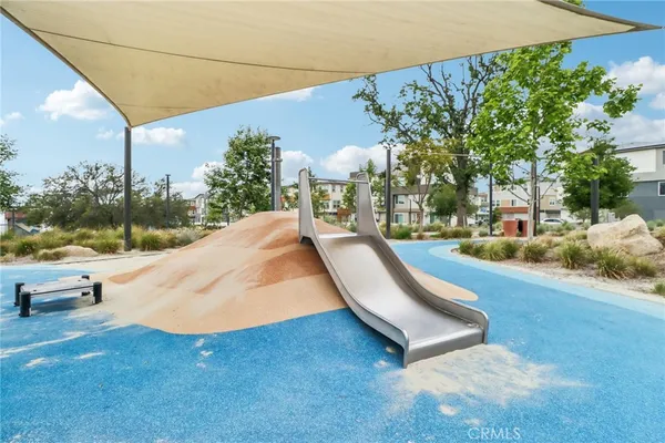 $739,900 | 27230 West Red Willow Court, Valencia, CA 91381