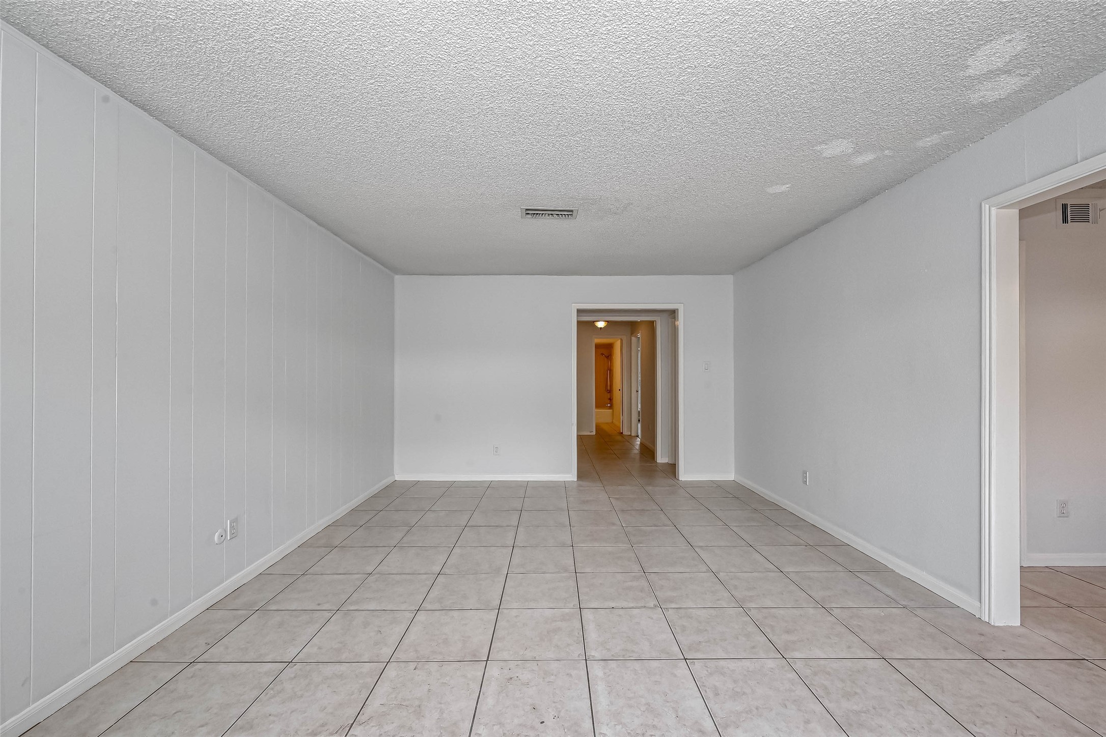 14179 Misty Meadow Lane Houston, TX 77079 - Photo 15 of 41 a view of an empty room with a window