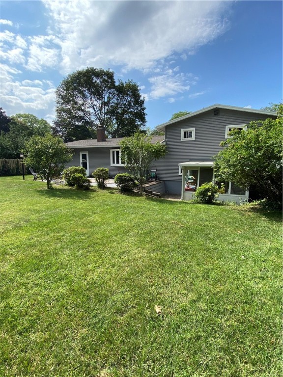 870 Dewitt Road Webster, NY 14580 - Photo 28 of 31 Exterior - back view