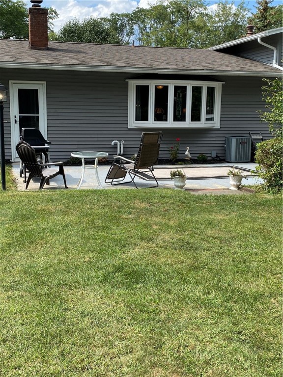 870 Dewitt Road Webster, NY 14580 - Photo 30 of 31 Patio area