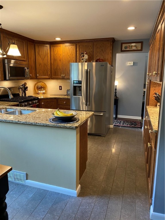 870 Dewitt Road Webster, NY 14580 - Photo 5 of 31 View from dining room into kitchen