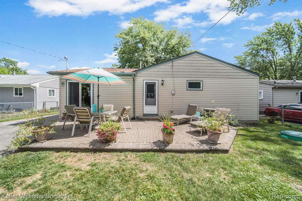 4003 Kent Road Royal Oak, MI 48073 - Photo 30 of 34