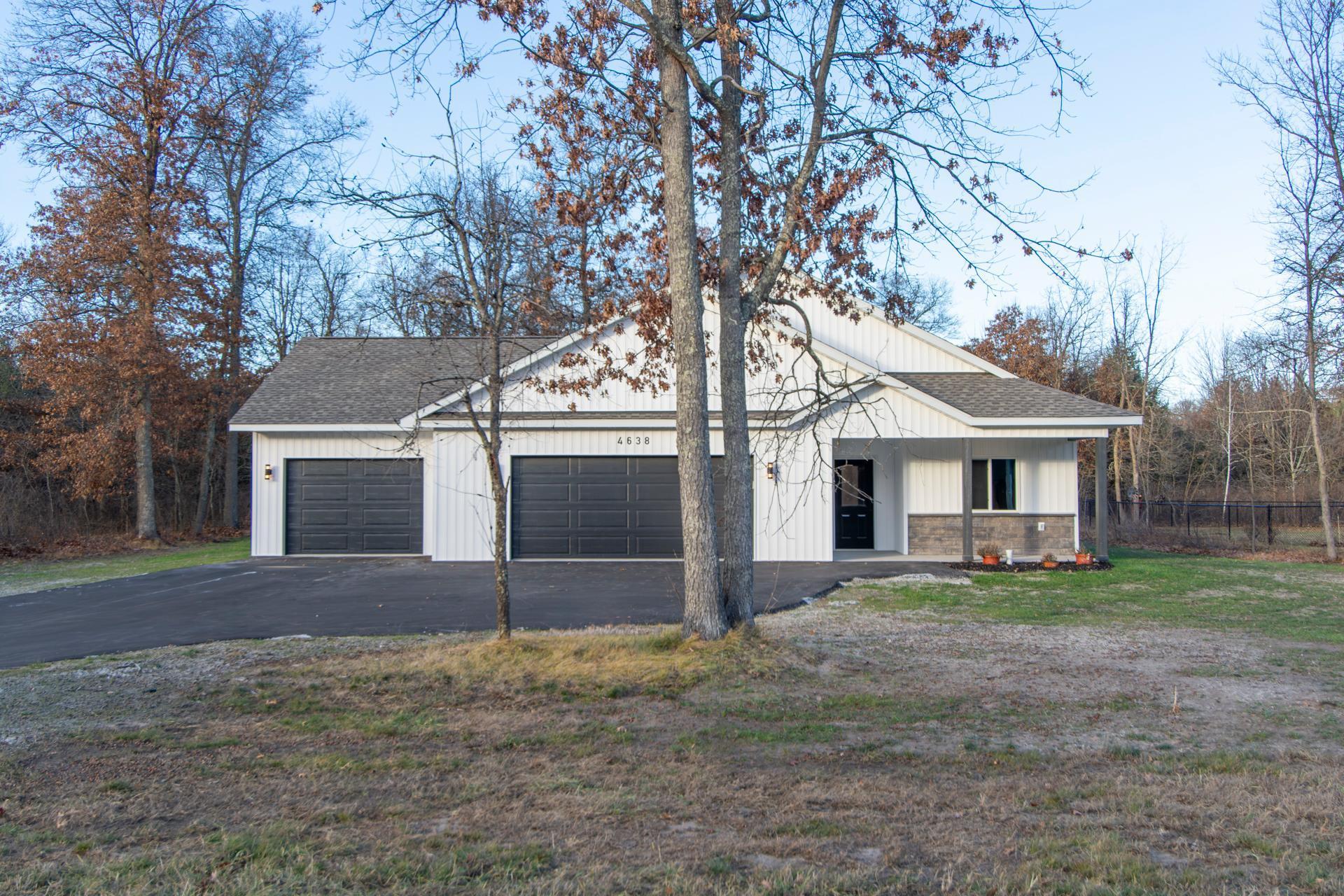 4638 Cedar Scenic Road Baxter, MN 56425 - Photo 2 of 63