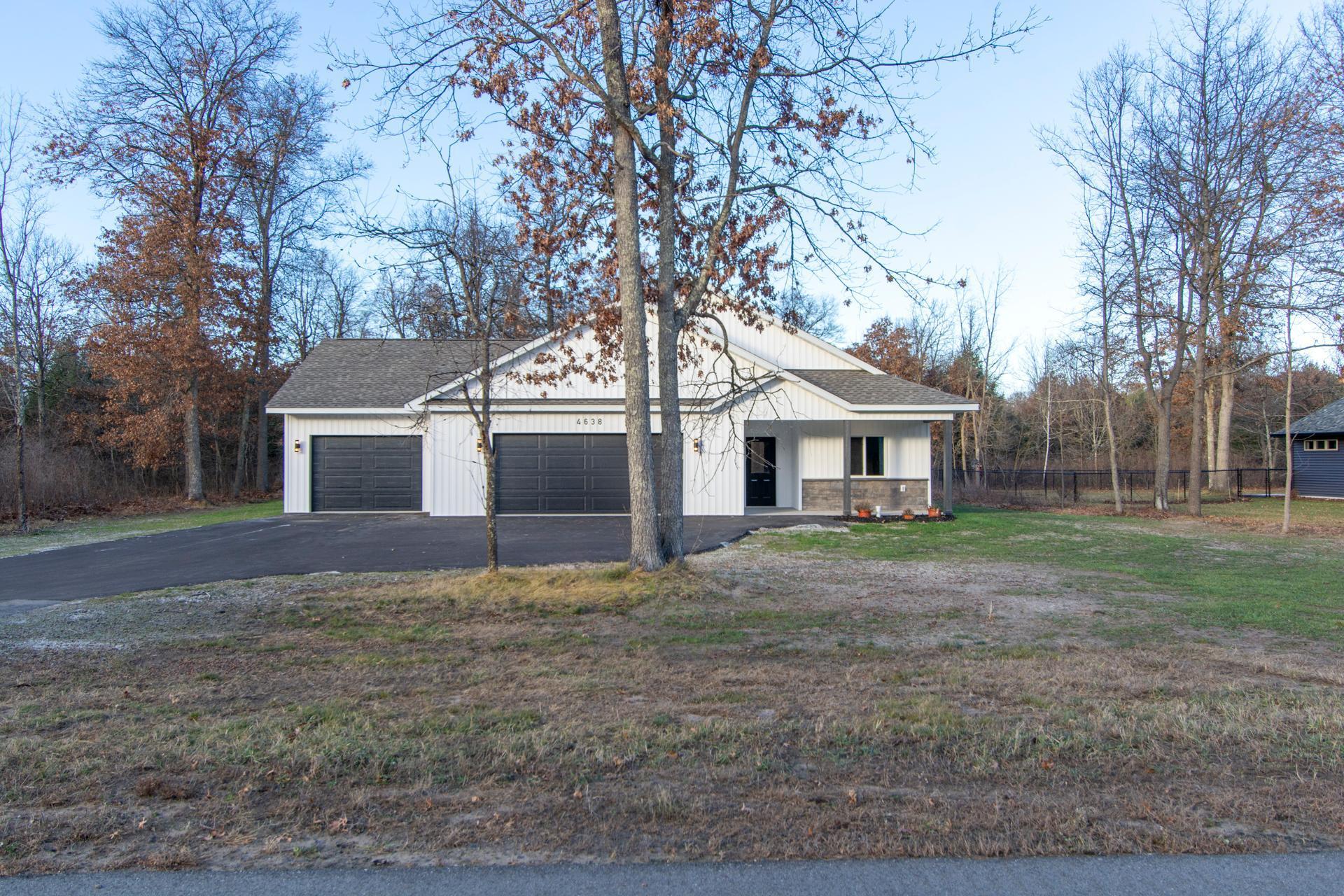 4638 Cedar Scenic Road Baxter, MN 56425 - Photo 4 of 63