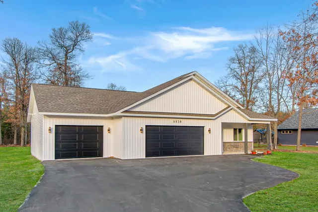 $479,900 | 4638 Cedar Scenic Road, Baxter, MN 56425