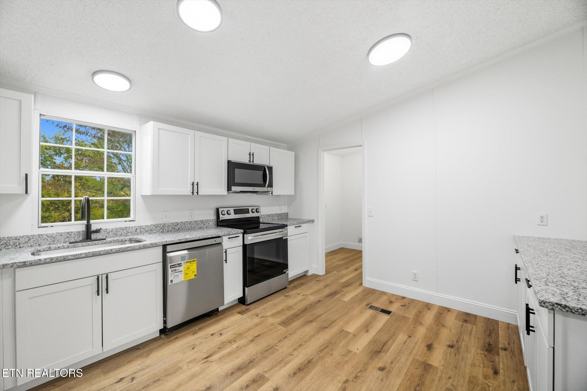 816 Ivory Road Athens, TN 37303 - Photo 6 of 19 07-814-Ivory-Rd-Athens-TN-6