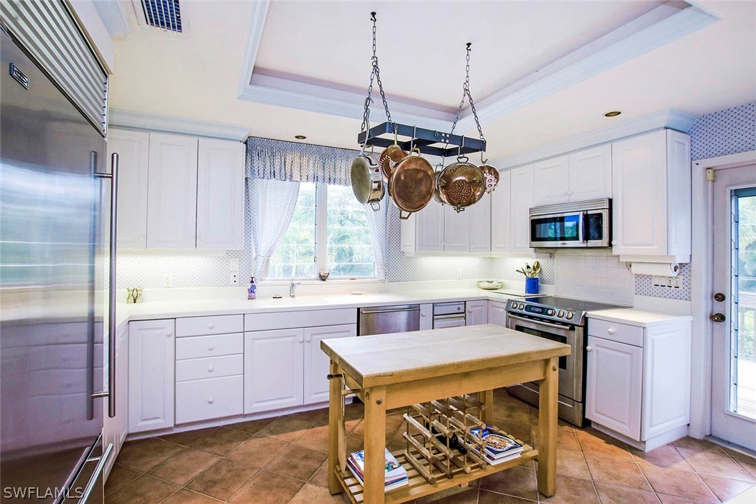 4701 Rue Belle Mer Sanibel, FL 33957 - Photo 19 of 25 Gallery Image 19