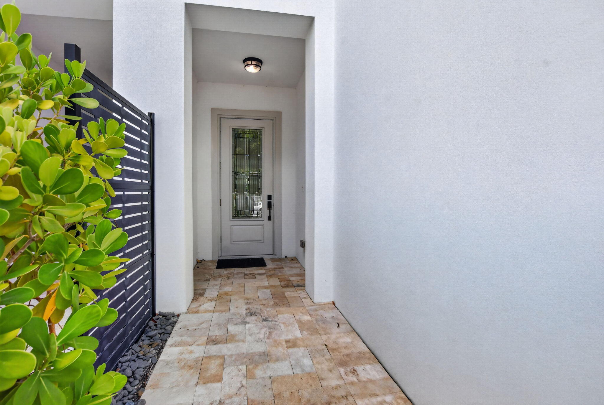500 Northeast Wavecrest Way Boca Raton, FL 33432 - Photo 7 of 53 7-web-or-mls-DSC_7593