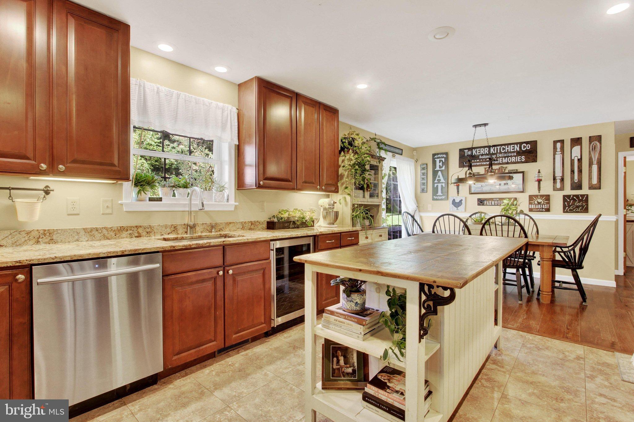 1147 Lake Road Spring Grove, PA 17362 - Photo 18 of 41 Gallery Image 18