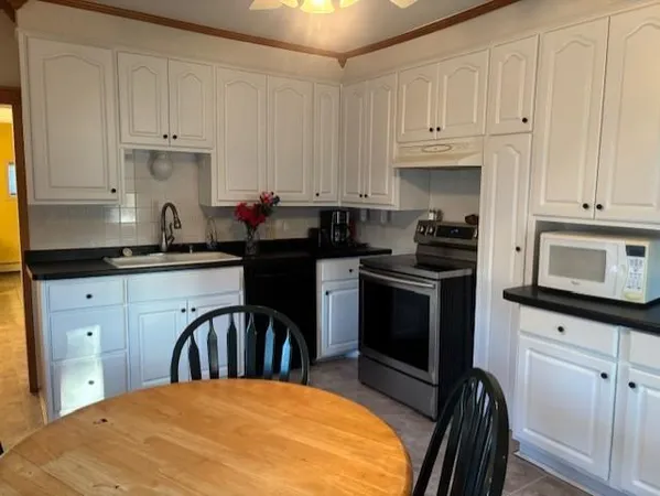 $230,000 | 304 South 2nd Street, Royalton, MN 56373