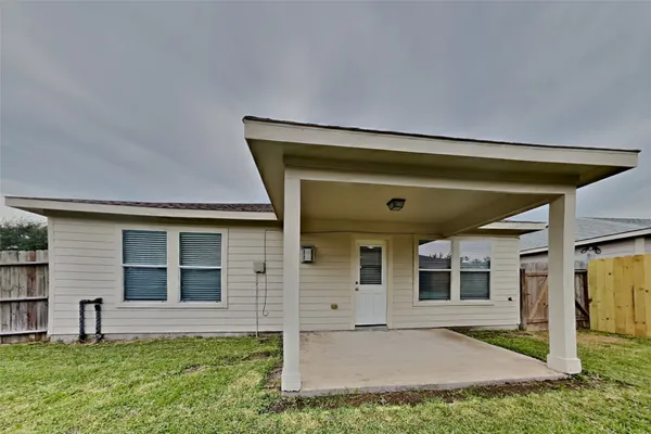 $2,495 | 7906 Buffalo View Lane, Cypress, TX 77433