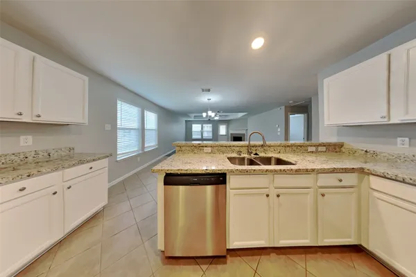 $2,495 | 7906 Buffalo View Lane, Cypress, TX 77433