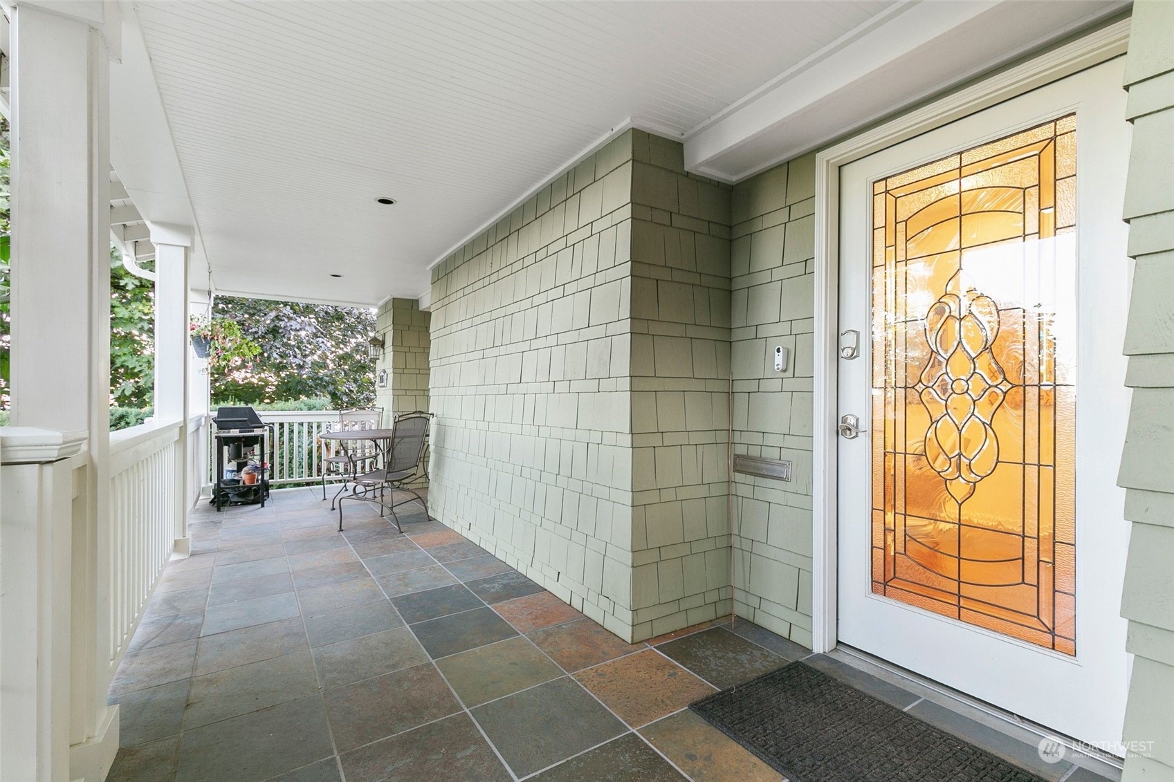 3205 South Judkins Street Seattle, WA 98144 - Photo 5 of 40 a view of a room with windows