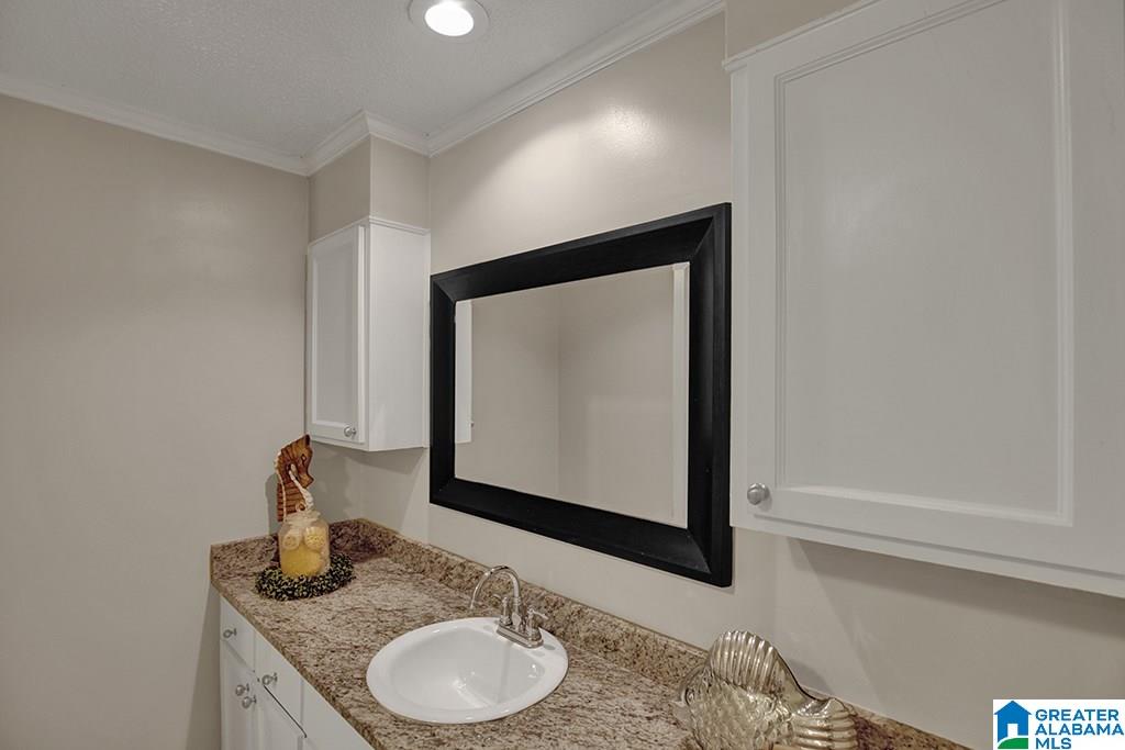 5068 Meadow Brook Road Birmingham, AL 35242 - Photo 16 of 31