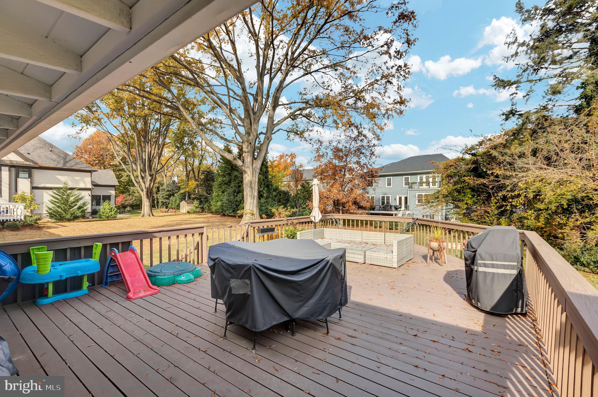 6926 Tyndale Street McLean, VA 22101 - Photo 13 of 41