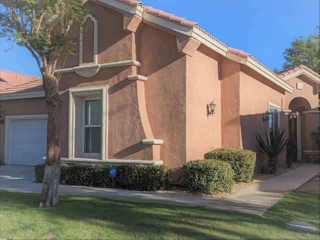 $2,800 | 49544 Wayne Street, Indio, CA 92201