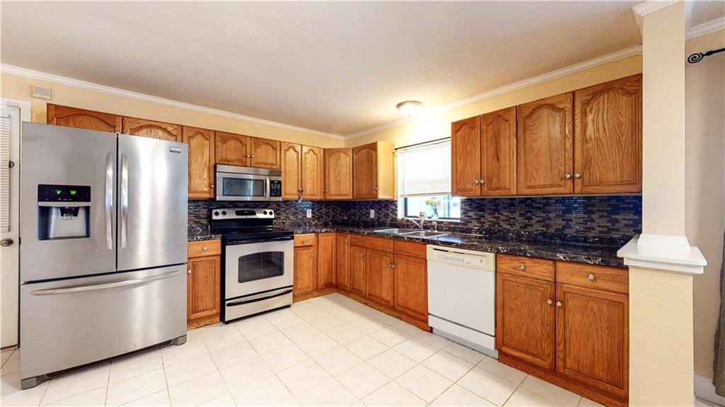 7807 Eden Road Fort Pierce, FL 34951 - Photo 7 of 31