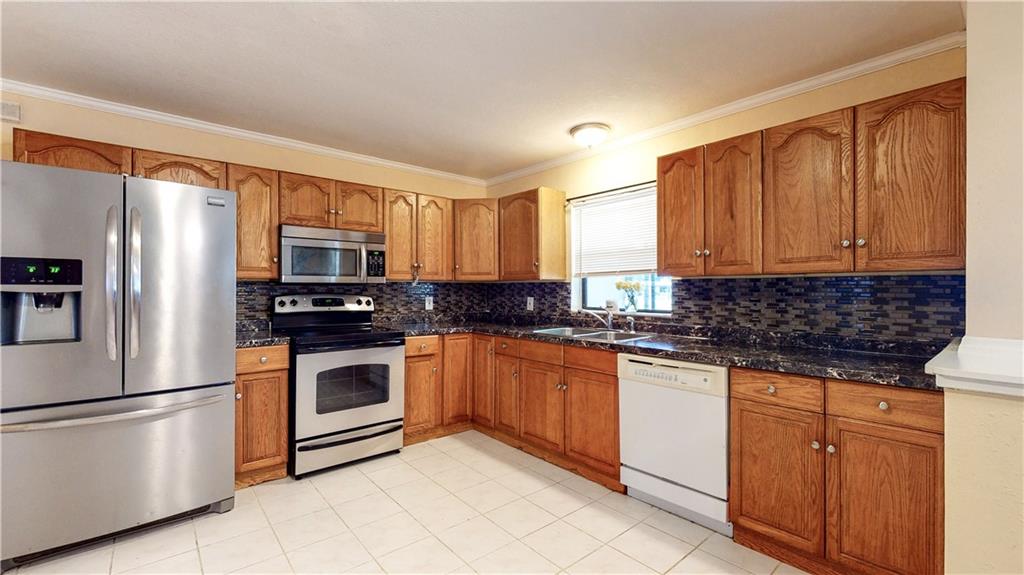 7807 Eden Road Fort Pierce, FL 34951 - Photo 8 of 31