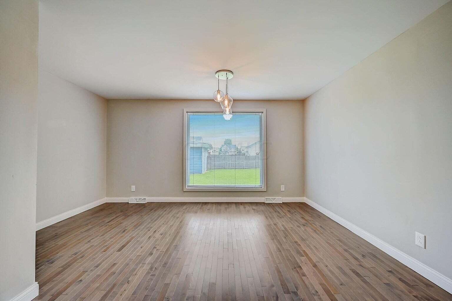 2523 McCutcheon Road Columbus, OH 43219 - Photo 10 of 43 Dining Room, Den or Office
