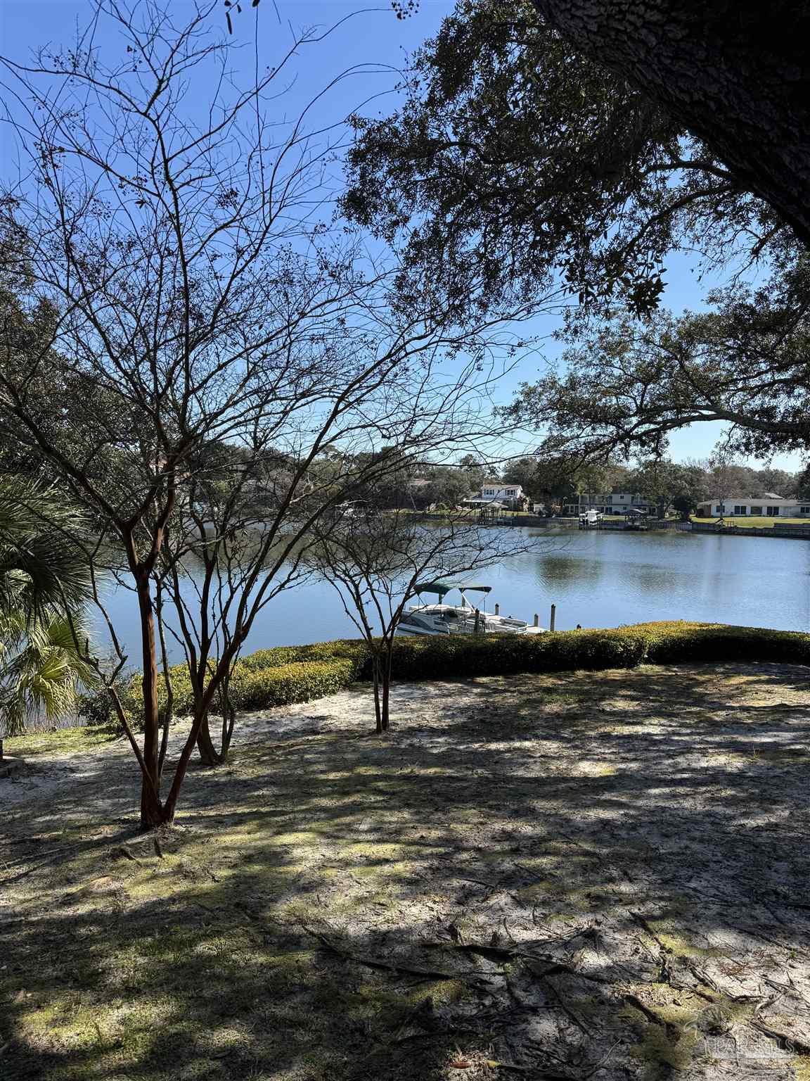 16 Highpoint Drive Gulf Breeze, FL 32561 - Photo 3 of 5